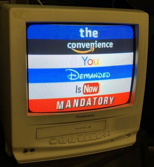 Ordenador antiguo con texto:
The convenience you demanded is now mandatory.
Tipografías de las principales BigTech

Autoría: Mark Vomit
