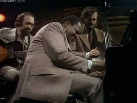 von links nach rechts. Barney Kessel, Oscar Peterson, Niels-Henning Ørsted Pedersen 