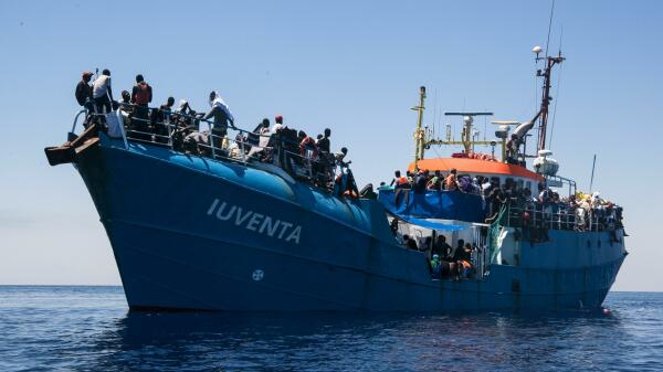 Seenot-Rettungsaktionen der IUVENTA-Crew und von deren Kolleg*innen anderer SAR (search and rescue) Organisationen.