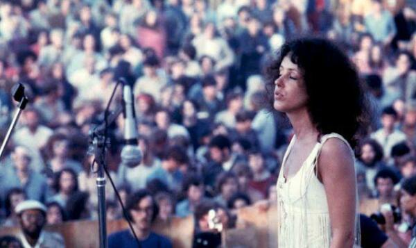 Grace Slick 1969 in Woodstock 